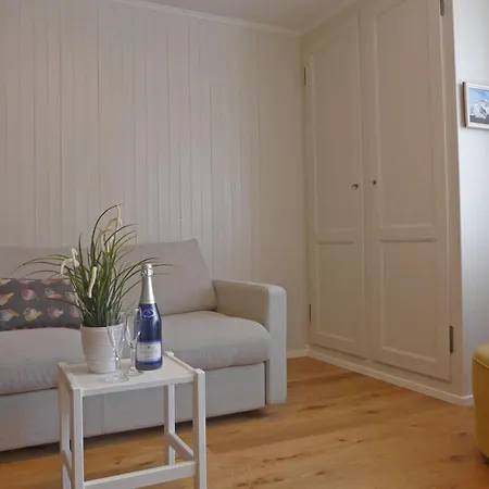 Apartment Elisabeth By Interhome
